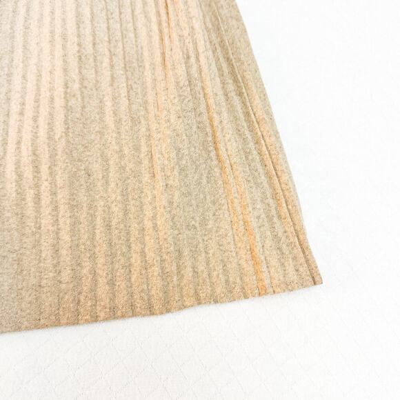 Mary Ann Restivo Pleated Pencil Skirt Cream Size 12 - Picture 2 of 5